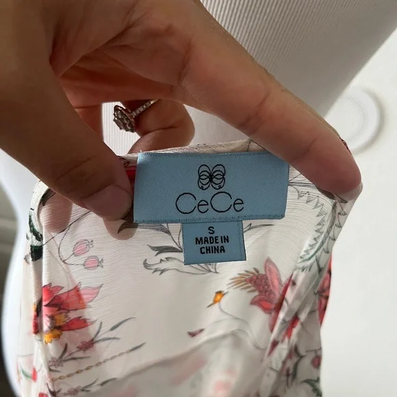 CeCe Floral Sheer Blouse White Long Sleeve Small - Picture 6 of 6